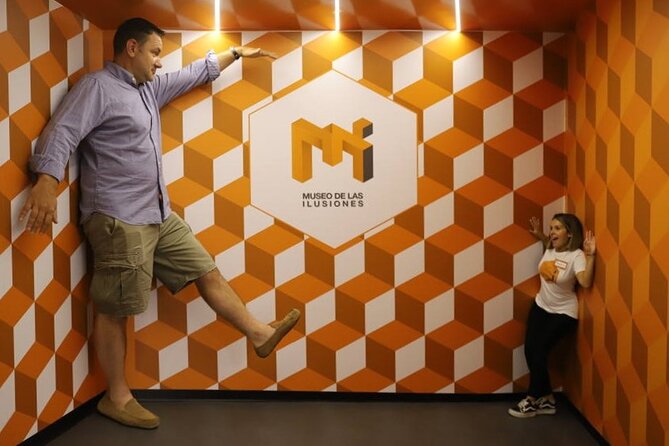 A Fantastic Visit To The Museum Of Illusions Seville - Finding the Right Angle for Photos
