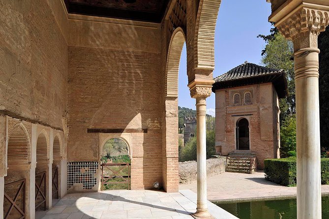 Alhambra Guided Tour & Albaicin Tour from Seville - The Alhambra: the essential ticket distinction