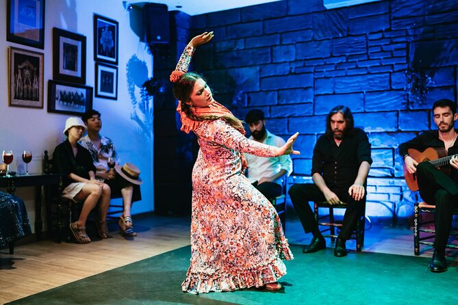 Baraka Triana. Flamenco show with drink - Getting to Calle Pureza and planning your evening