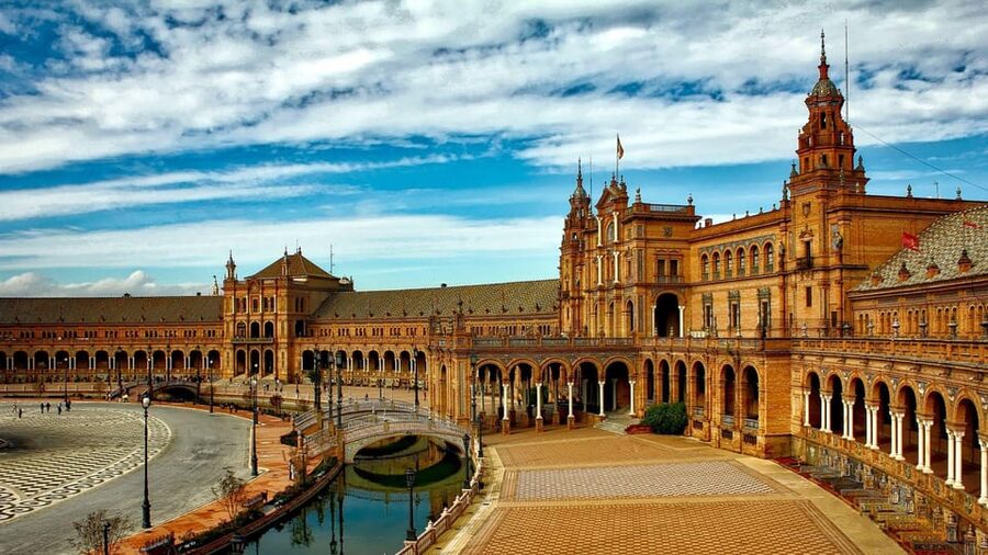 Best of Seville: Private Walking Tour with Local - A private walk with room to make it your own