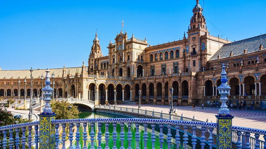 Best of Seville: Private Walking Tour with Local - Starting at Plaza de España