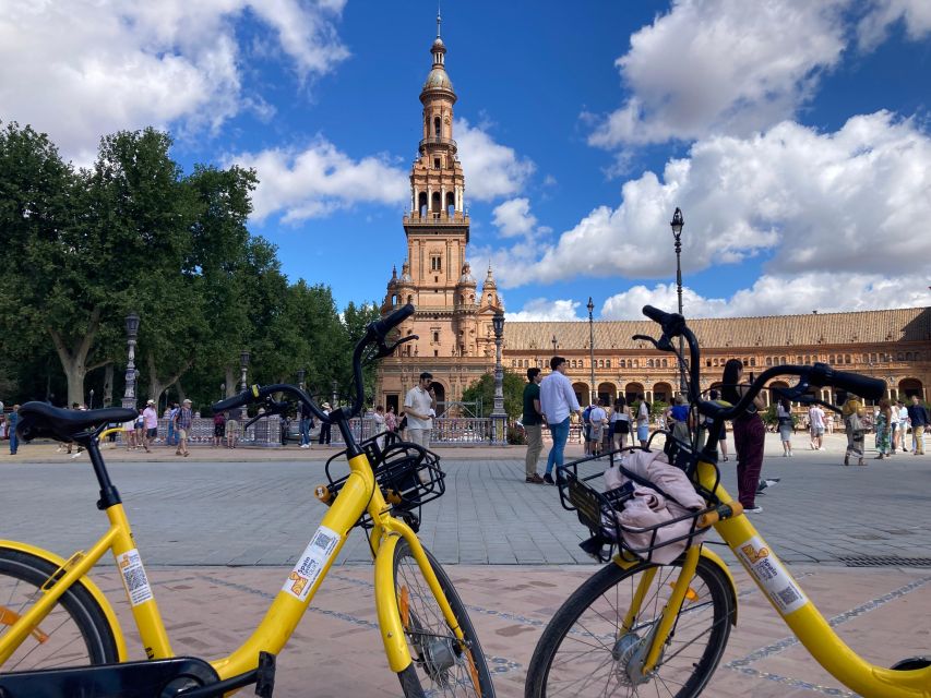 Bike Tour in Seville - Guide and bicycle details deserve a quick check