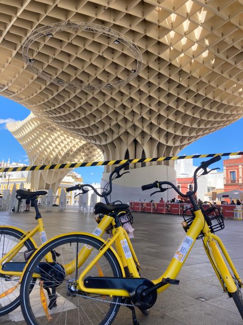 Bike Tour in Seville - Santa Cruz is best seen at a measured pace