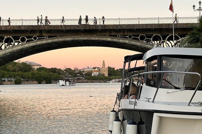 Boat Trip "Los Rincones del Guadalquivir" - From Triana Bridge to the Giralda