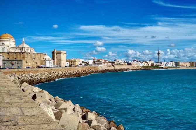 Cadiz and Jerez Day Trip from Seville - The short version