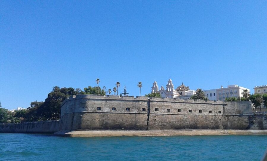 Cádiz: Bay of Cádiz Catamaran Tour with Host - The North Route Follows Cádiz’s Historic Shore