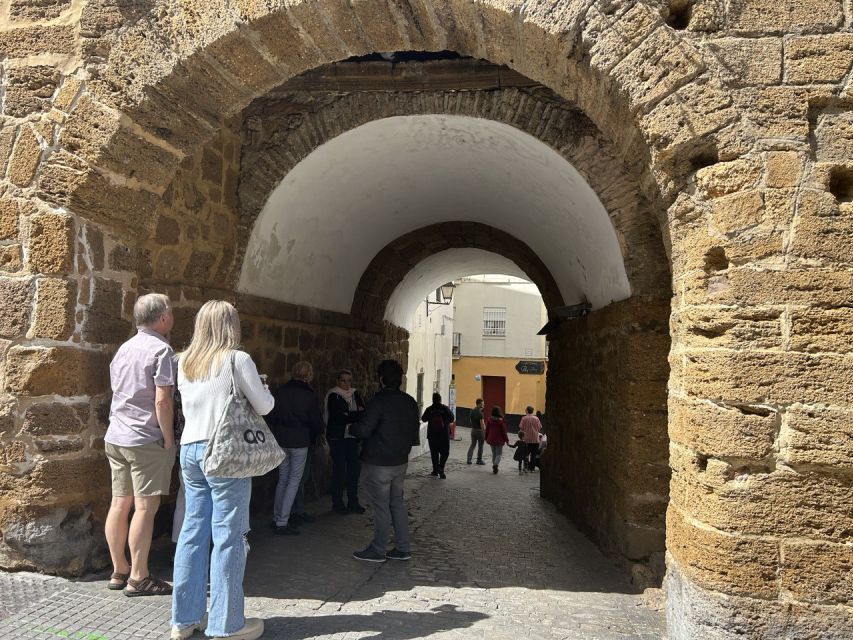 Cadiz: City Center Guided Walking Tour - Find Cádiz’s Older Streets in El Pópulo