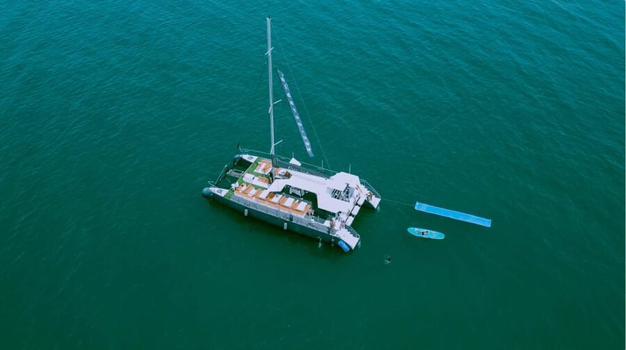 Cádiz: Sunset Catamaran Cruise Tours - Finding a good seat and making the most of the view