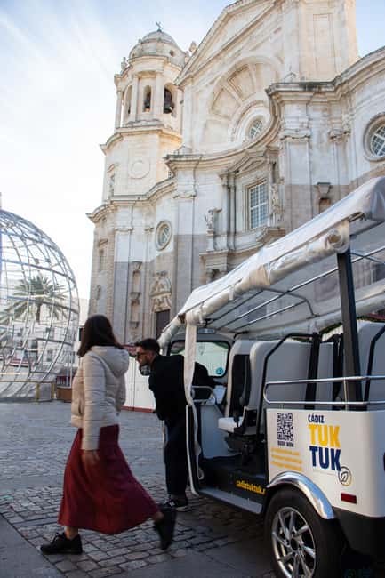 Cádiz TukTuk Tour with Audioguide - A quick orientation to Cádiz