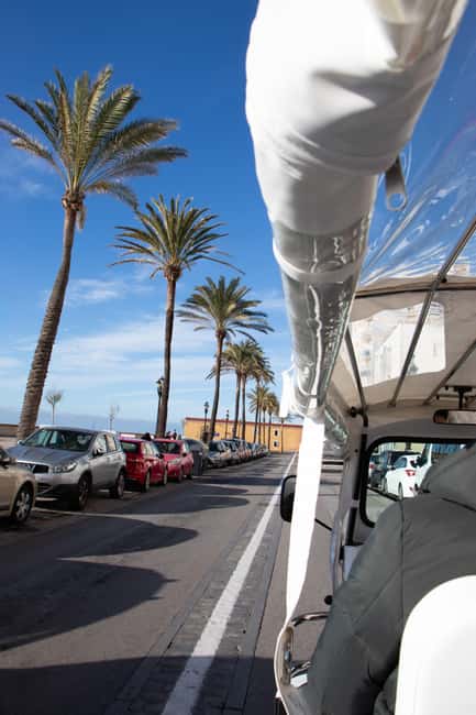 Cádiz TukTuk Tour with Audioguide - Who should book this Cádiz ride?