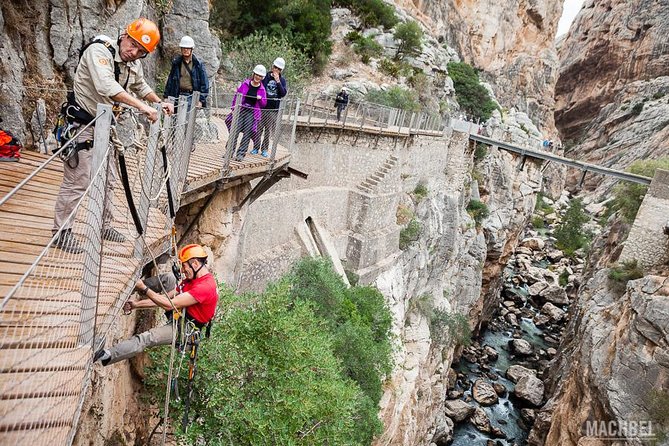 Caminito del Rey Day Trip from Seville - Guides add context and reassurance