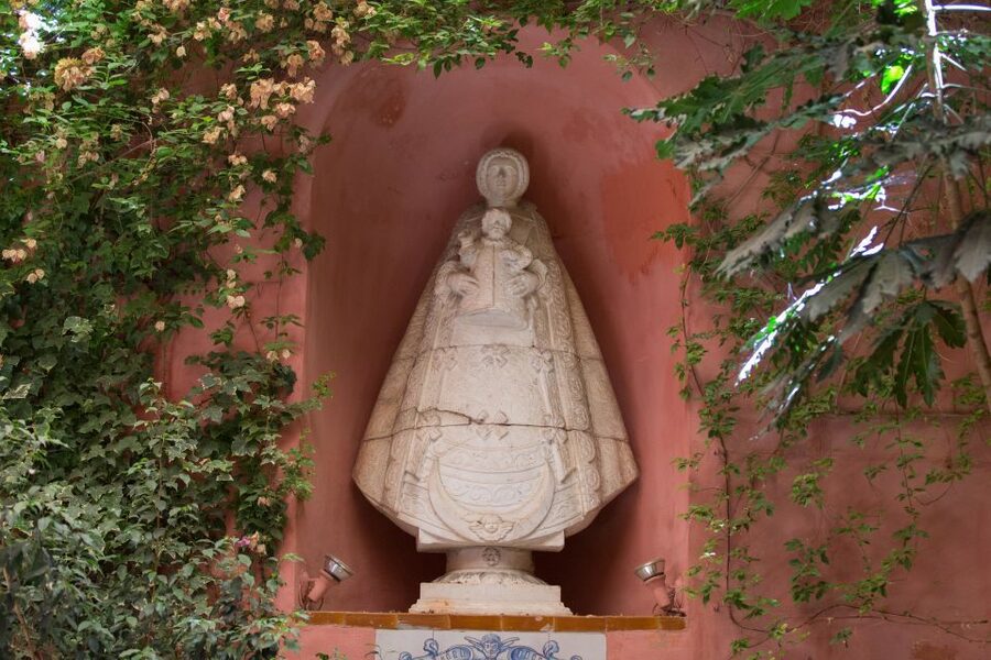 Casa de Salinas Entry Ticket with Audio Guide - What to notice in the patios