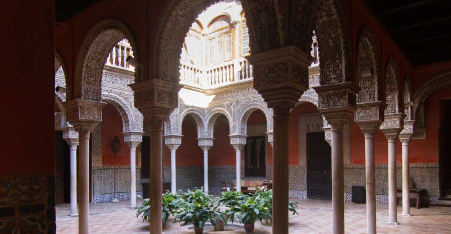 Casa de Salinas Entry Ticket with Audio Guide - Inside the family’s summer and winter rooms
