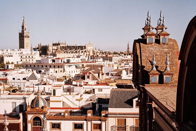 Complete Triana Tour "Corrales included". - Is $14 fair value for two hours?