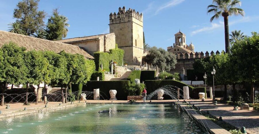 Cordoba: Alcazar Guided Tour and Skip-the-Line Ticket - Key points at a glance
