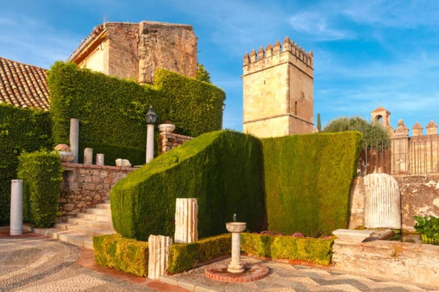 Cordoba: Alcazar of Christian Monarchs 1–Hour Guided Tour - A palace, a royal seat and the Inquisition
