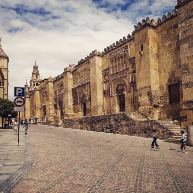 Córdoba Daily Highlights Bike Tour - What the cycling feels like