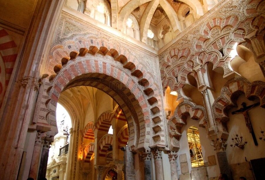 Cordoba: Early Bird Private Tour of the Mosque-Cathedral - Who should choose this tour