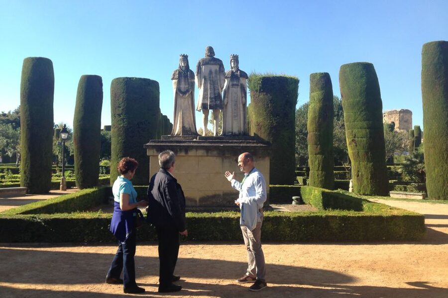 Cordóba: Gardens & Fortress of Catholic Monarchs Guided Tour - Who should book this Córdoba tour?