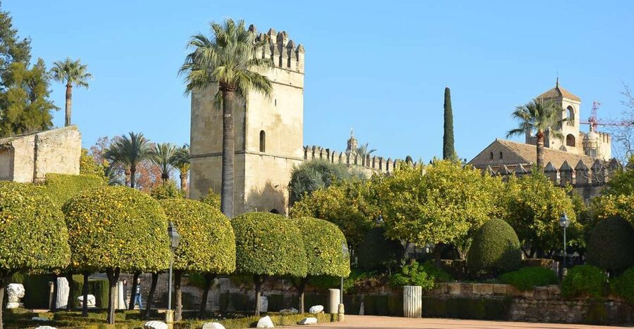 Cordóba: Gardens & Fortress of Catholic Monarchs Guided Tour - The gardens and Avenue of the Monarchs