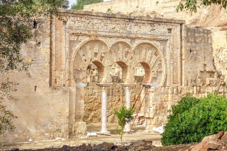 Córdoba: Guided Tour of Azahara Medina - Start with the visitor center
