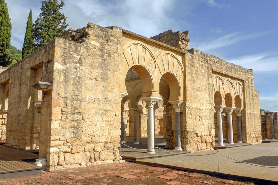 Córdoba: Guided Tour of Azahara Medina - The $23 price and what it covers