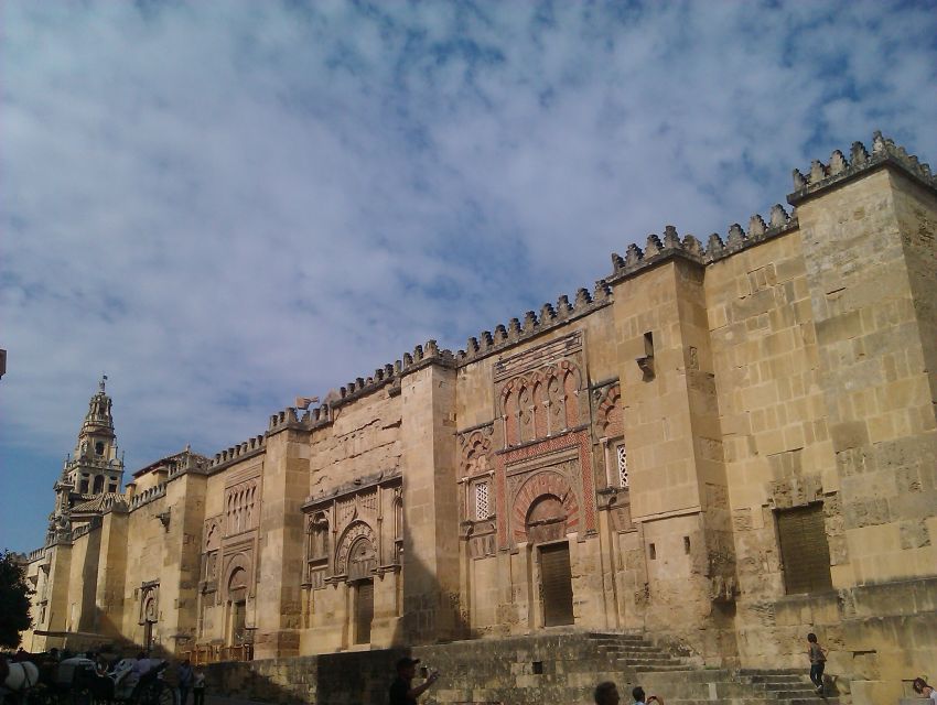 Cordoba: Jewish Quarter and Mosque 2–Hour Tour - Meeting point, access, and timing