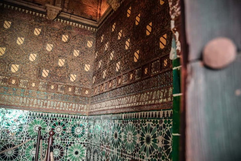 Córdoba: Jewish Quarter, Mosque, and Alcázar Tour - Who should book this tour?