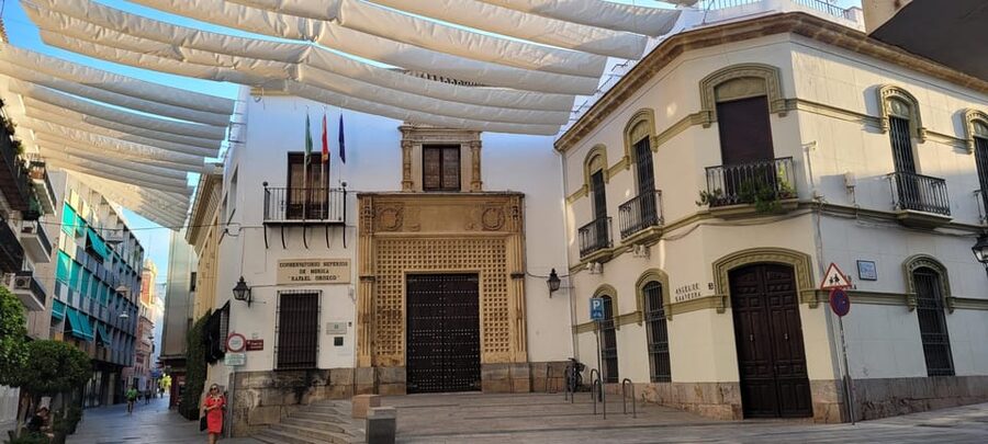 Córdoba Mid-Morning Walk - Small Groups, Native English. - Coffee, tapas, and what to do afterward