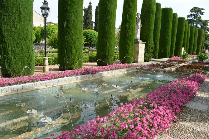 Cordoba Monuments Intensive Tour in English Tickets included - From a love story to the lanes of La Judería