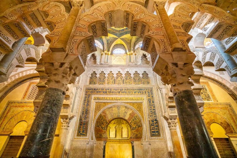 Córdoba: Mosque, Jewish Quarter & Tour with Ticket - Follow the lanes of the Jewish Quarter