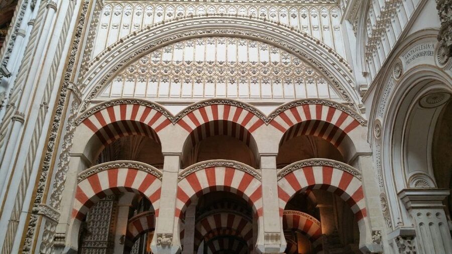 Cordoba Mosque & Jewish Quarter Tour with Tickets - Plan around the synagogue schedule and your own comfort