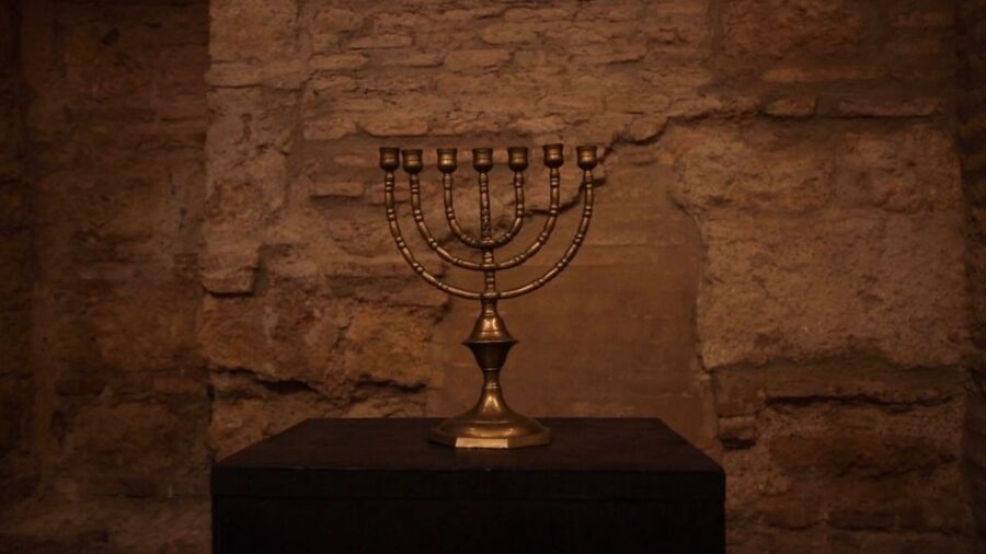 Córdoba: Mosque, Synagogue, and Jewish Quarter Walking Tour - From the Alcázar to Córdoba’s old Jewish Quarter