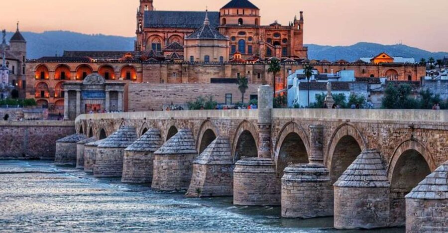 Cordoba: Private custom tour with a local guide - The Mosque-Cathedral deserves planning