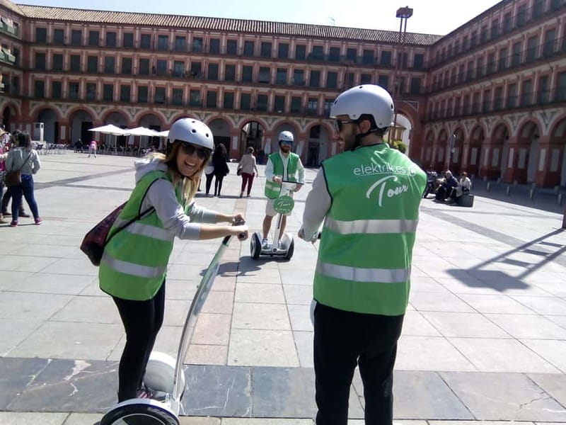 Cordoba: Segway Tour historic center - From Corredera Square to the Roman Bridge