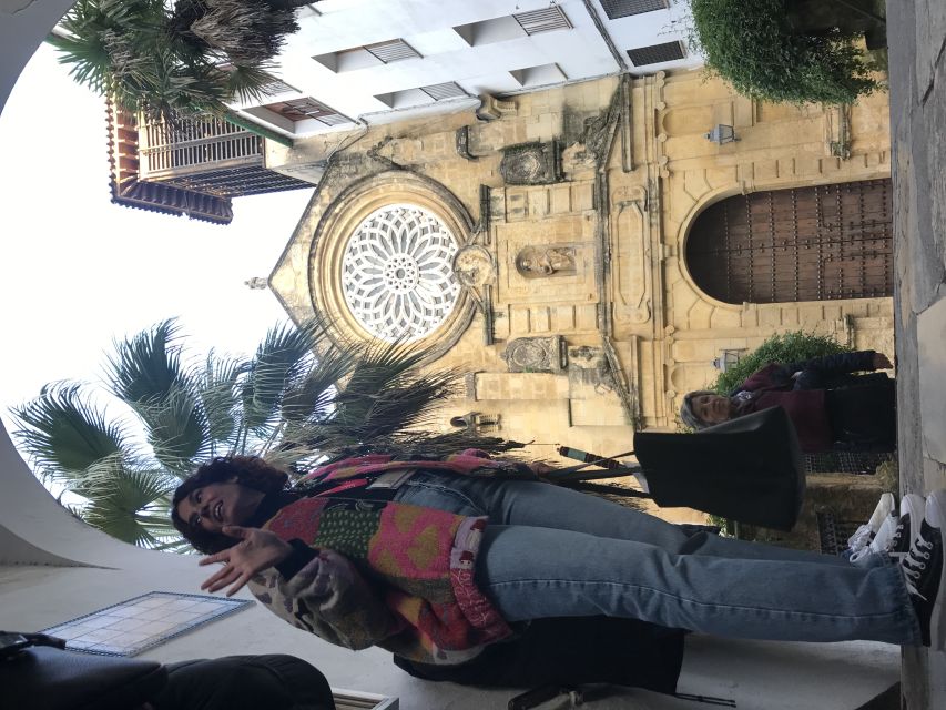 Córdoba: Tour of the three cultures to see the city in a day - Plaza de las Tendillas sets the scene