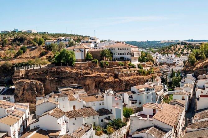 Day trip to Zahara, Setenil and Ronda from Seville - The short version