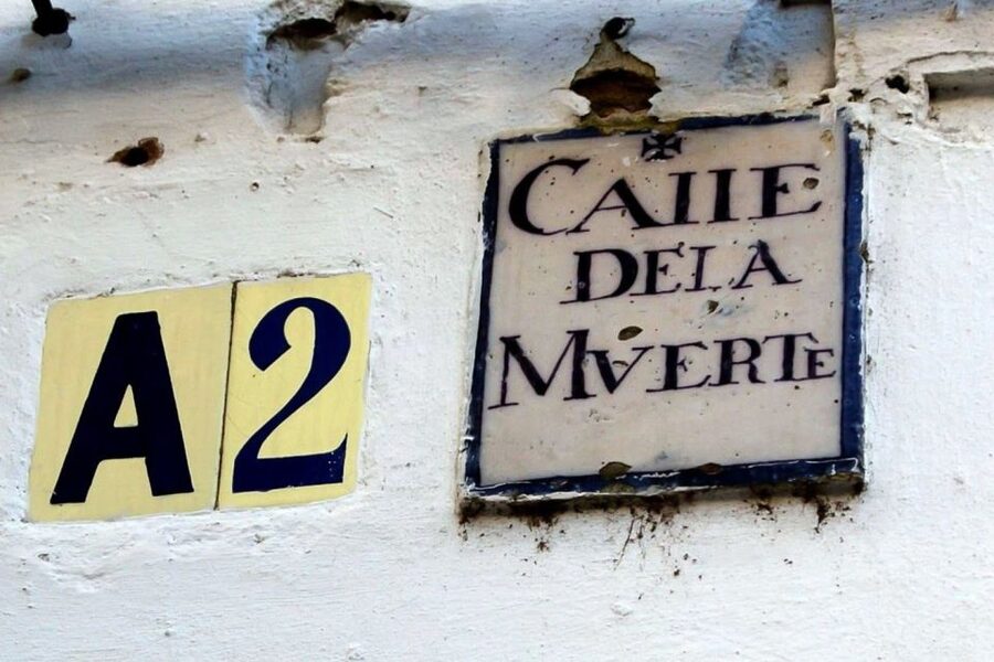 Enchanted Seville: Private Walking Tour - From the Cathedral to Calle Susona