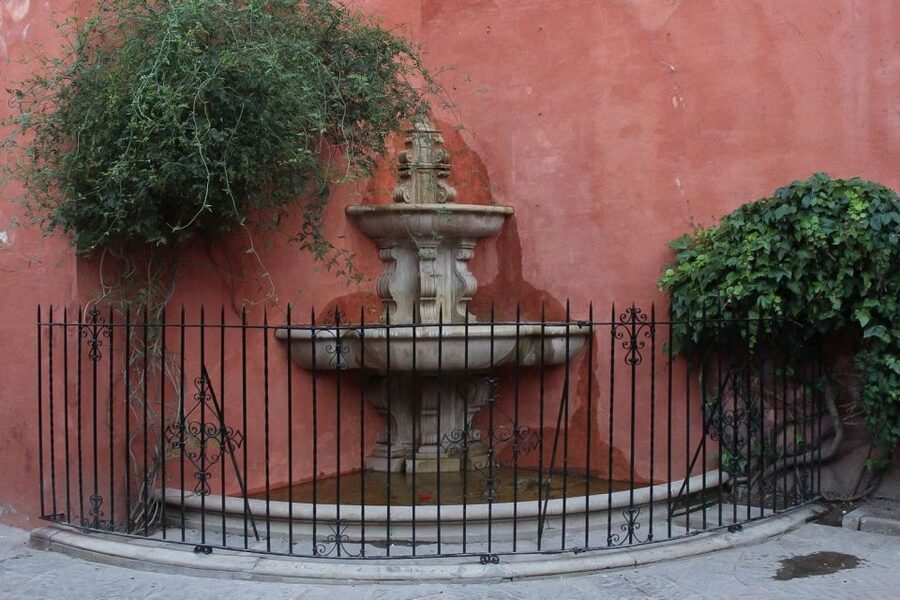 Enchanted Seville: Private Walking Tour - What the private format is worth