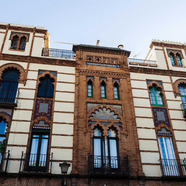 Exclusive Seville: Hidden Gems and Iconic Landmarks Tour - A two-hour introduction to central Seville