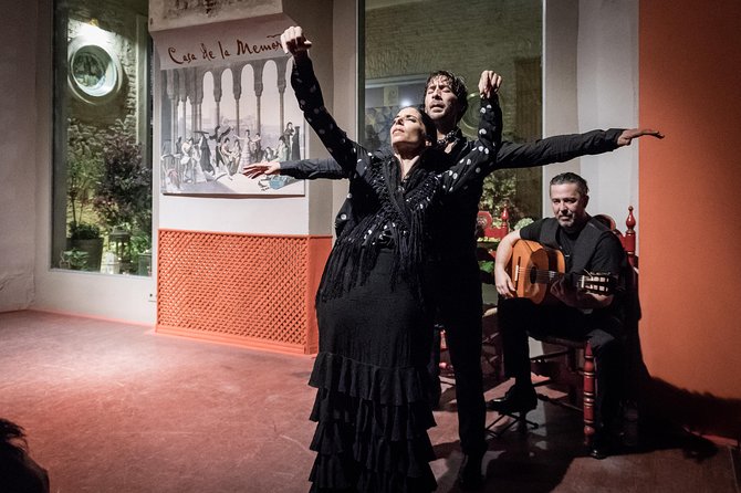 Flamenco Show at Casa de la Memoria Admission Ticket - What the hour onstage feels like