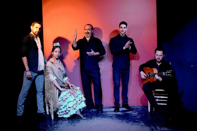 Flamenco Show at Tablao Alvarez Quintero in Seville - Flamenco in an hour at Alvarez Quintero