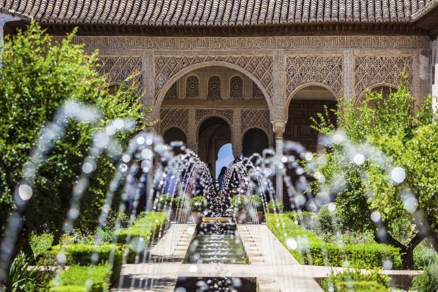 From Seville: Granada Day Trip with Alhambra and Albaicín - What the price covers, and what it does not