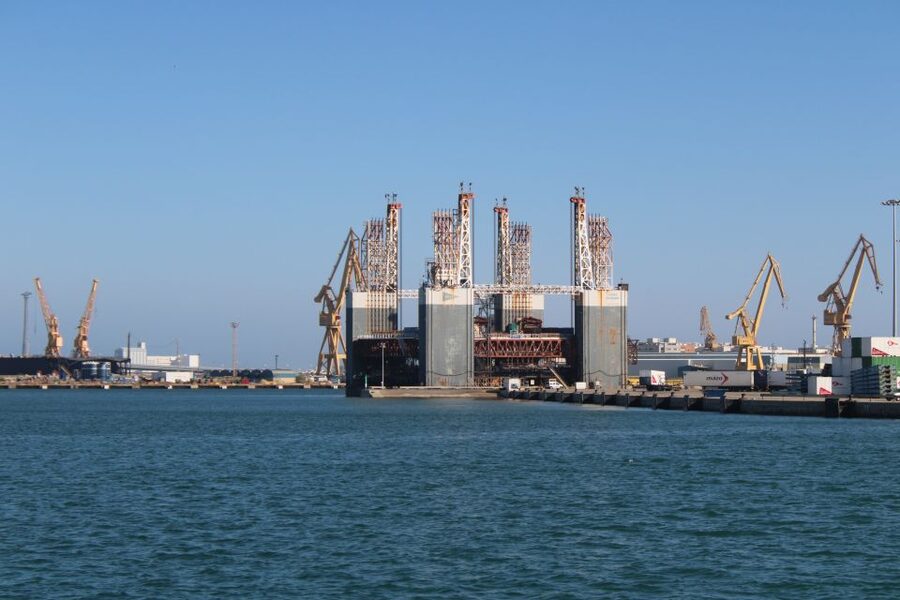 From Seville: Private Day Trip to Cádiz with Guide - Who will get the most from this day