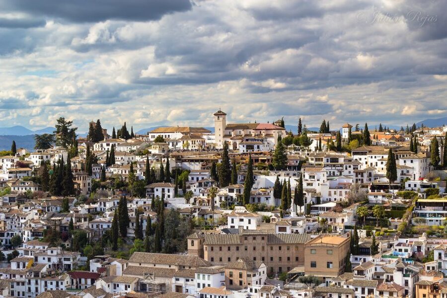 From Seville: Private Transfer to Granada and Córdoba Tour - A transfer that earns its place in your itinerary