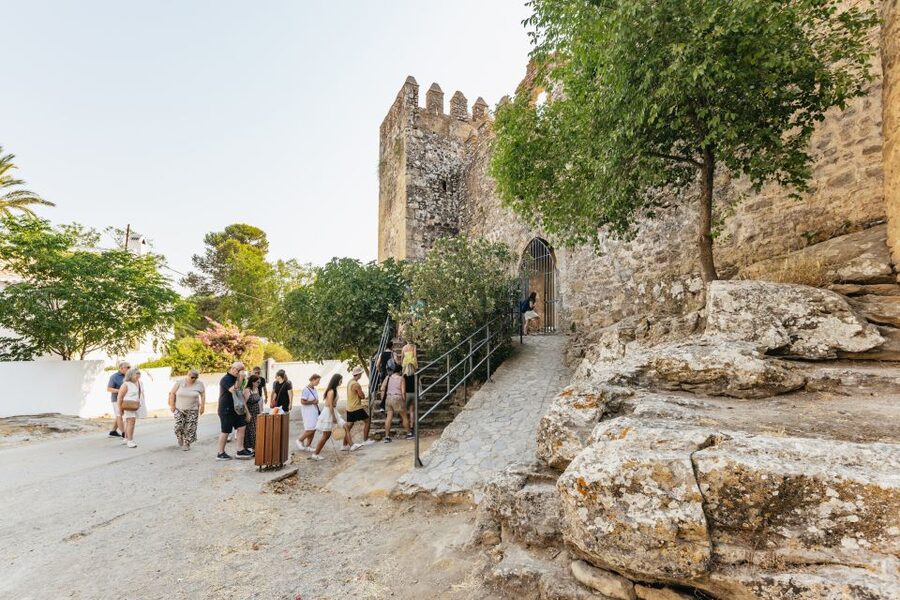 From Seville: Pueblos Blancos and Ronda Full-Day Trip - Grazalema: lunch under the mountains