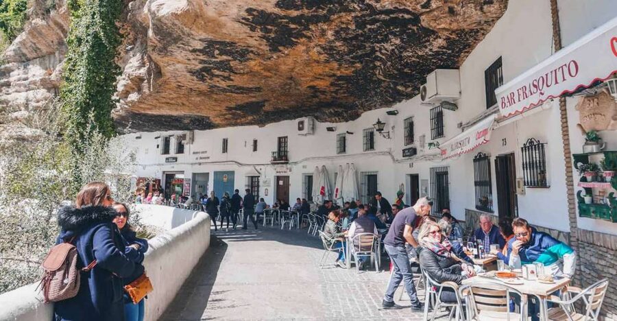 From Seville: Ronda and Setenil de Las Bodegas Private Tour - Ronda’s Puente Nuevo and the El Tajo gorge