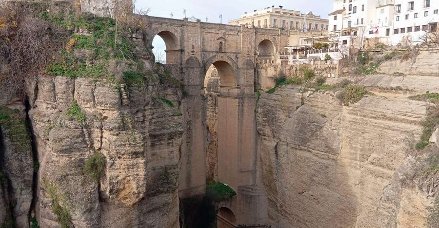 From Seville: Ronda+Setenil de las Bodegas Day Trip - Two Andalusian stops, one long day