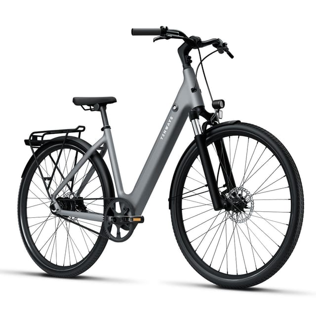 GERMAN SPEAKING E-BIKE TOUR (MOTHER TONGUE) | SEVILLE - German-speaking guidance and a human touch