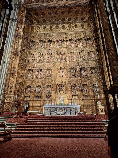 Guided tour in the Cathedral of Seville - Find the mosque’s courtyard and minaret